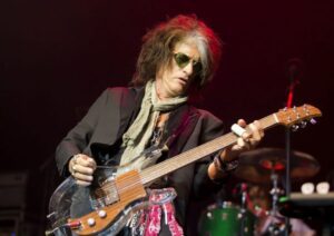 joe-perry-vitrina rock