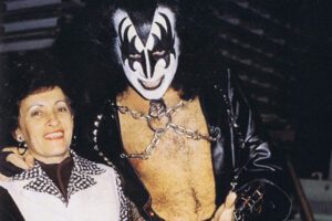 muere madre de gene simmon
