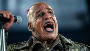 till lindemann tiene coronavirus