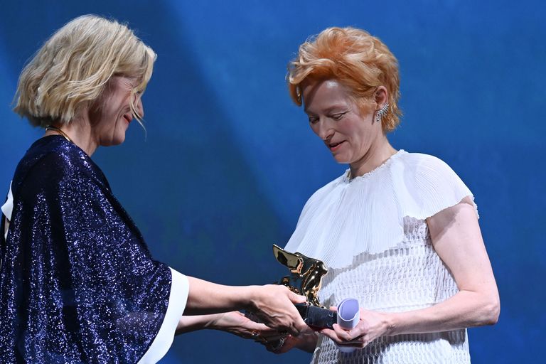 Tilda Swinton vitrina rock