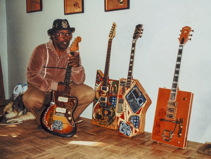 The Twang Machine (Square Guitar) – Bo Diddley